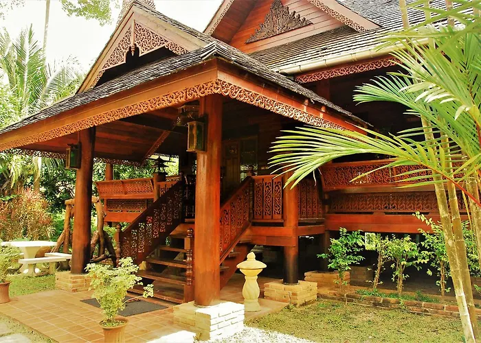 Cozy Garden Resort